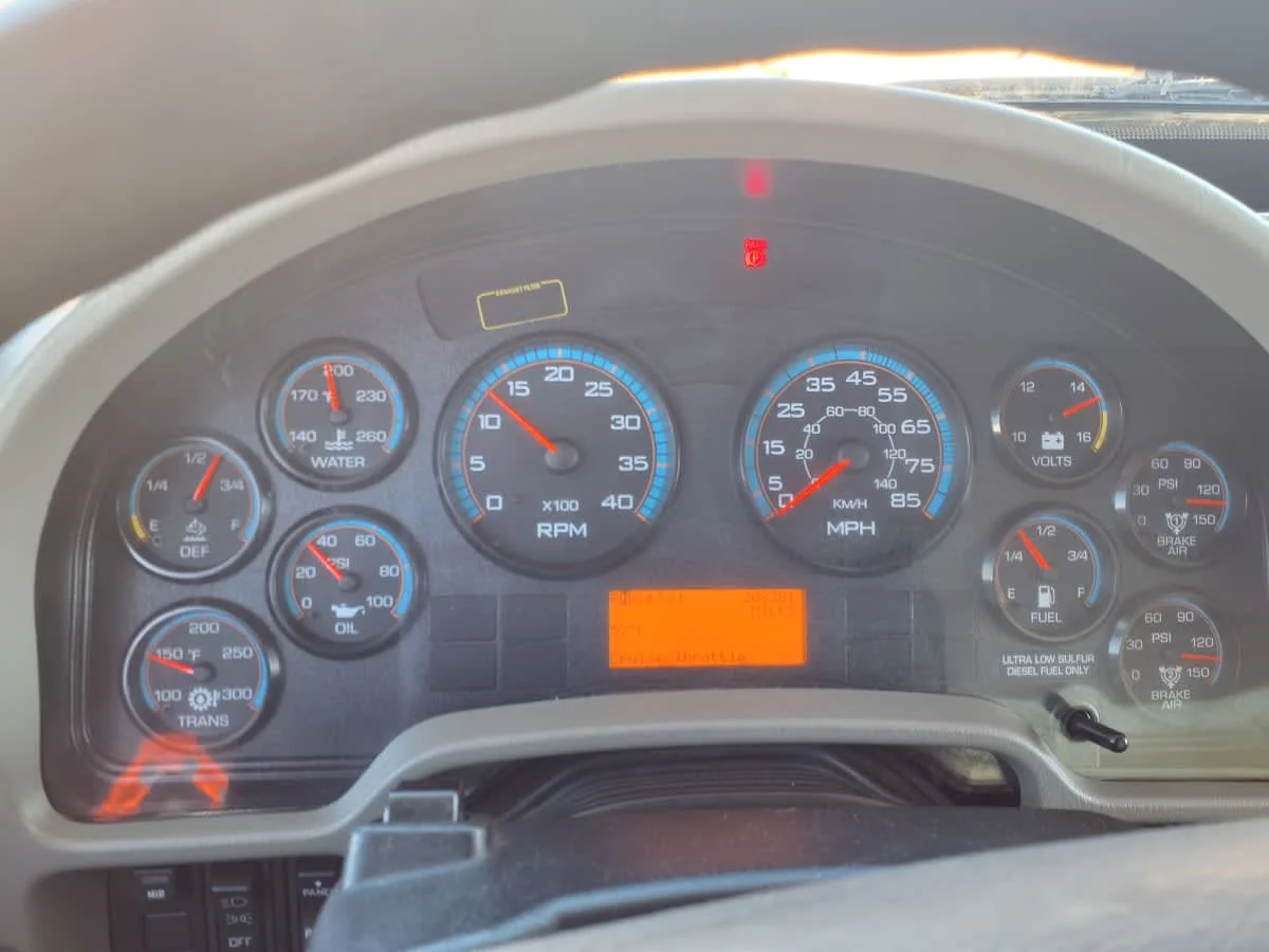 2019 International 4300 in Fort Worth, TX — photo 12
