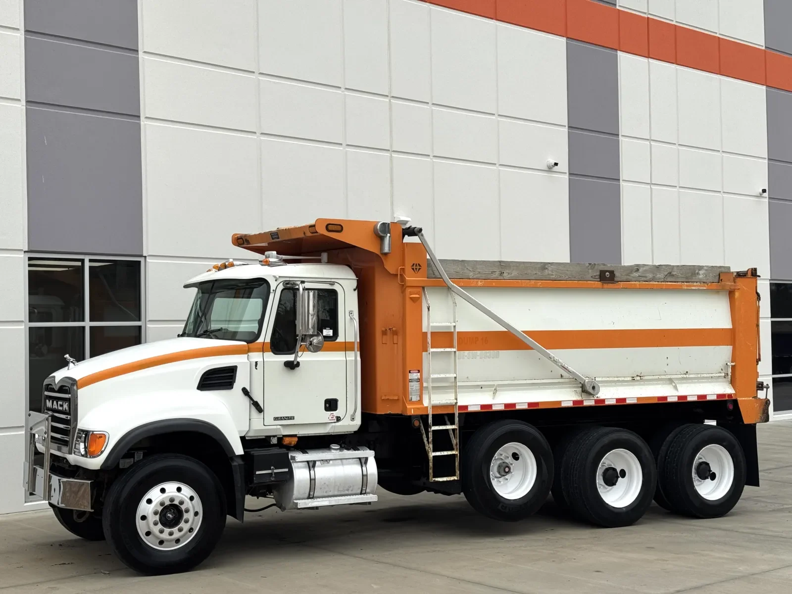 2007 Mack in Greer, SC — photo 3