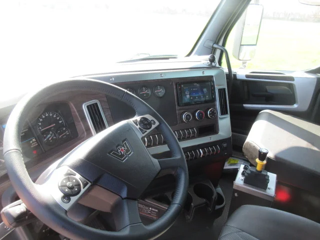 2027 Western Star 47X in Dubuque, IA — photo 5
