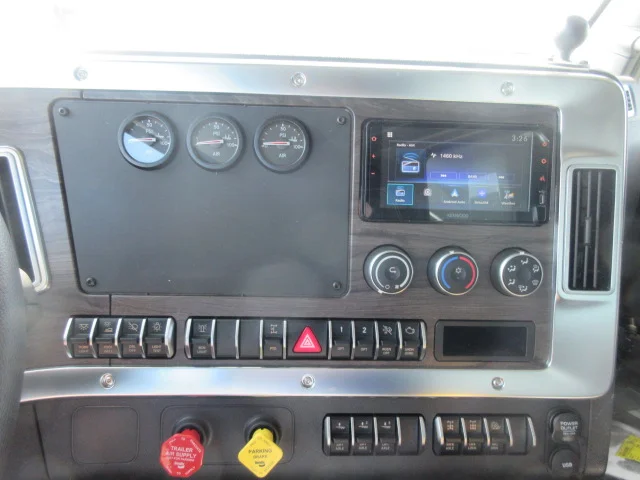 2027 Western Star 47X in Dubuque, IA — photo 6