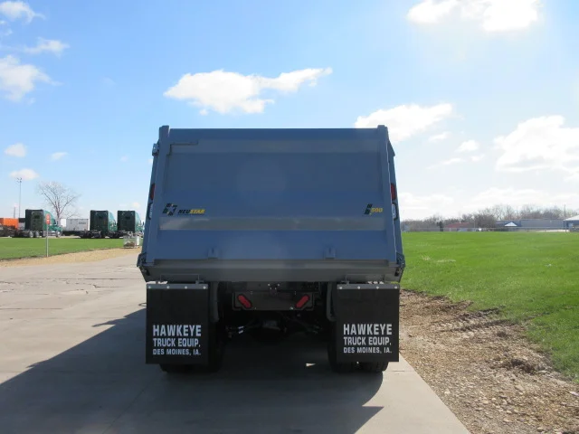 2027 Western Star 47X in Dubuque, IA — photo 4
