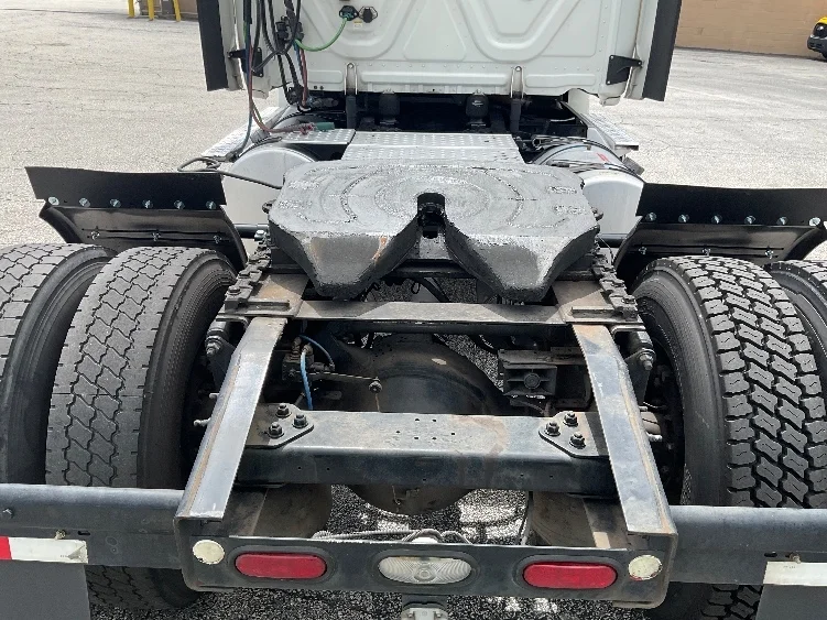 2020 Freightliner Cascadia in Ocala, FL — photo 6