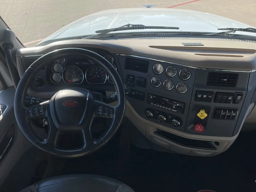 2022 Peterbilt 567 - image 12