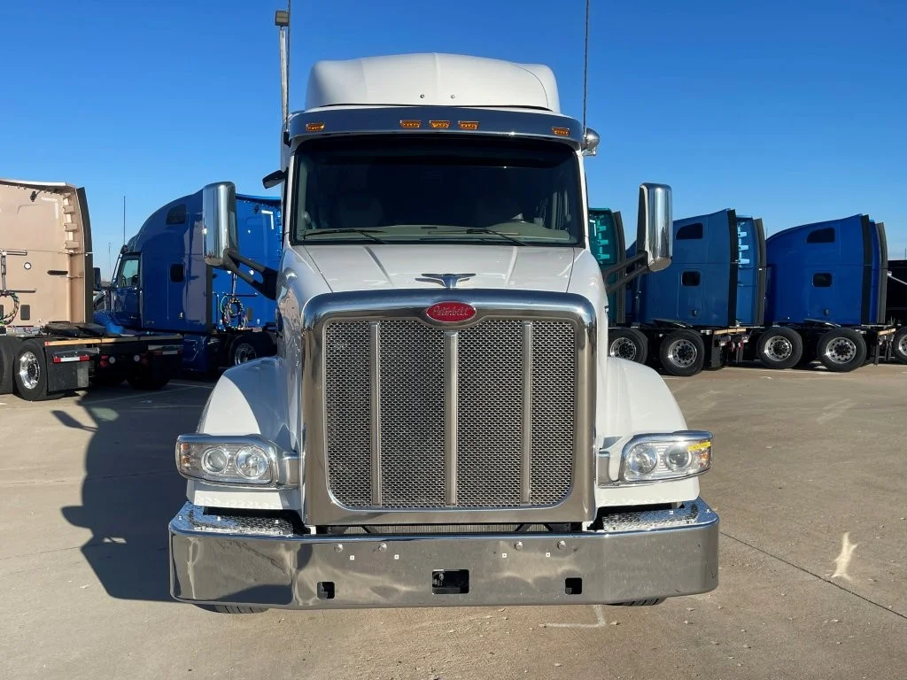 2022 Peterbilt 567 in Springfield, MO — photo 8