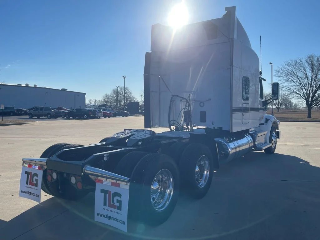 2022 Peterbilt 567 - image 5