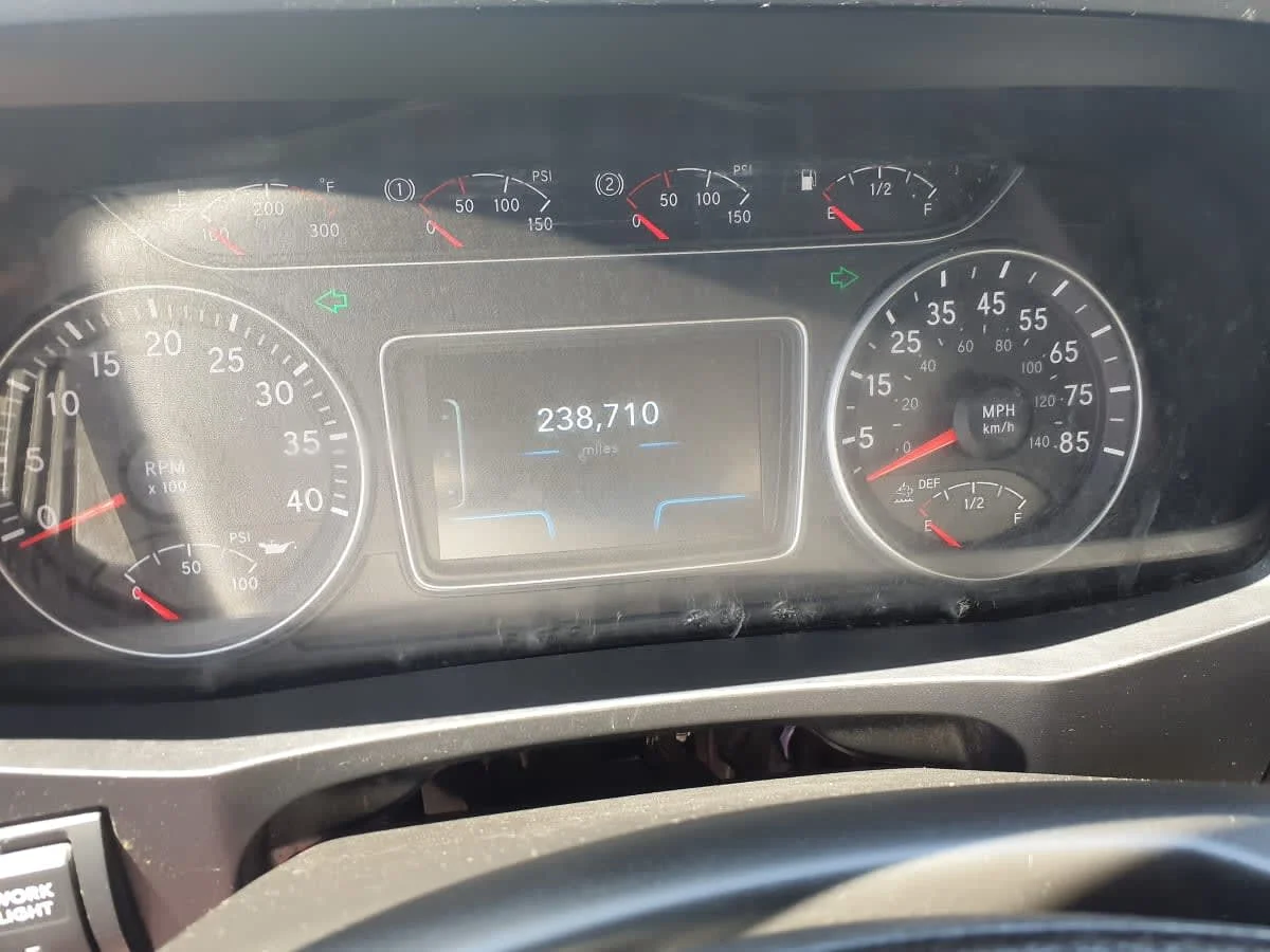 2020 International MV in Clarksville, IN — photo 12