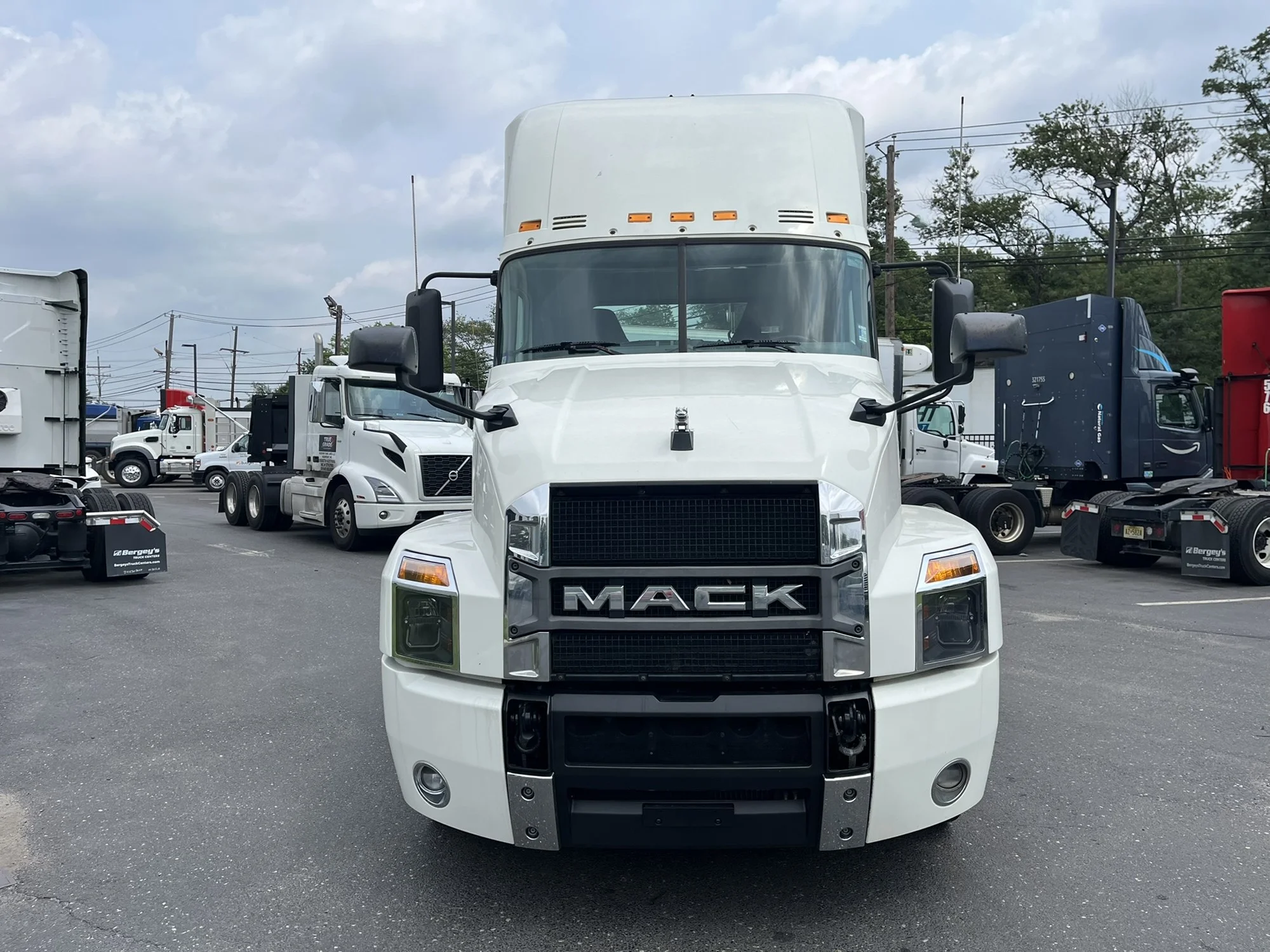 2019 Mack Anthem in Pennsauken, NJ — photo 2