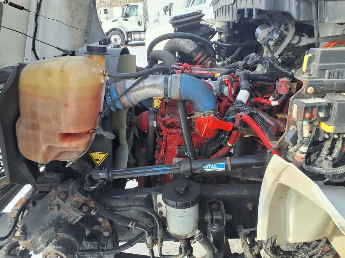 2019 International MV - image 9