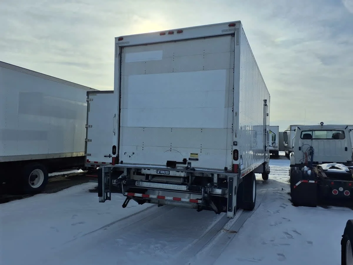 2019 International MV - image 4