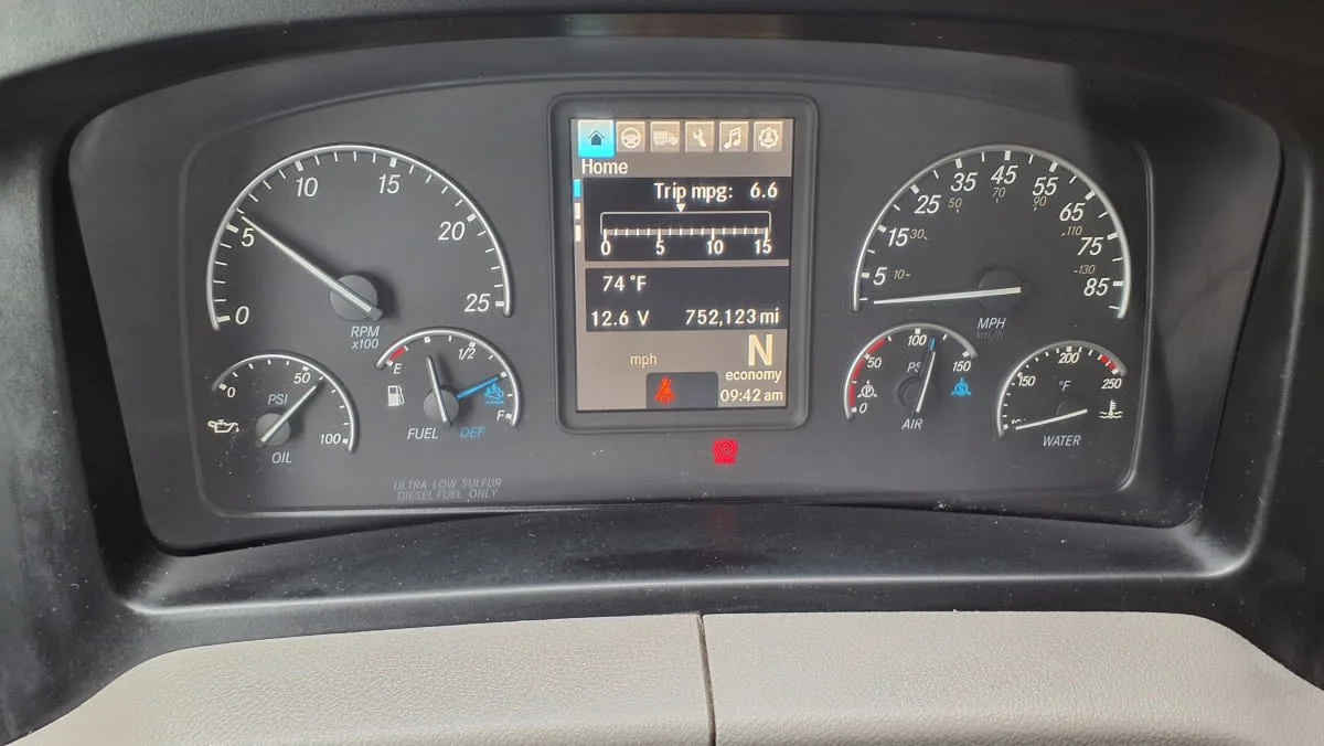 2019 Freightliner Cascadia in West Chester, OH — photo 9