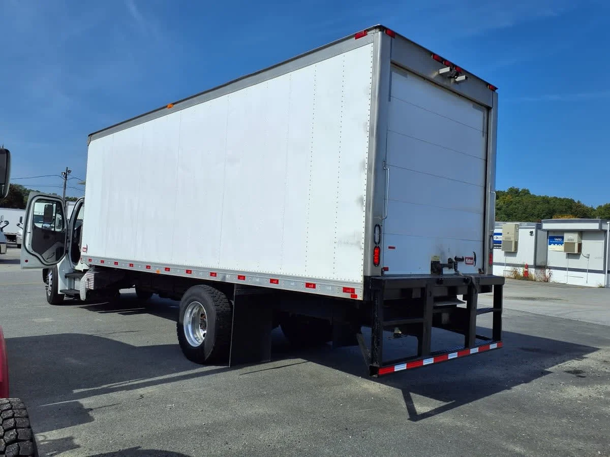 2019 Freightliner M2 106 in Salisbury, MA — photo 6