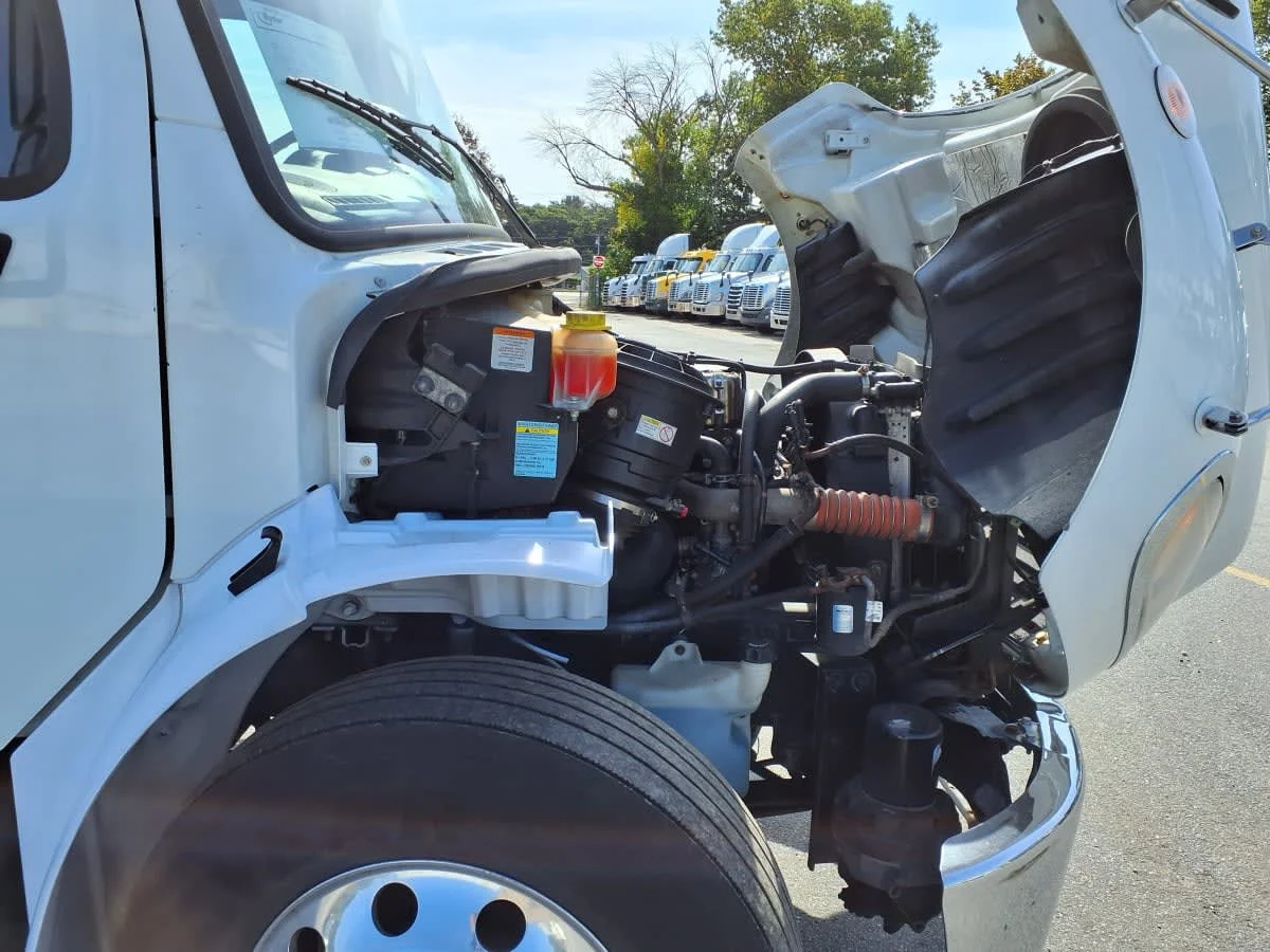 2019 Freightliner M2 106 in Salisbury, MA — photo 10