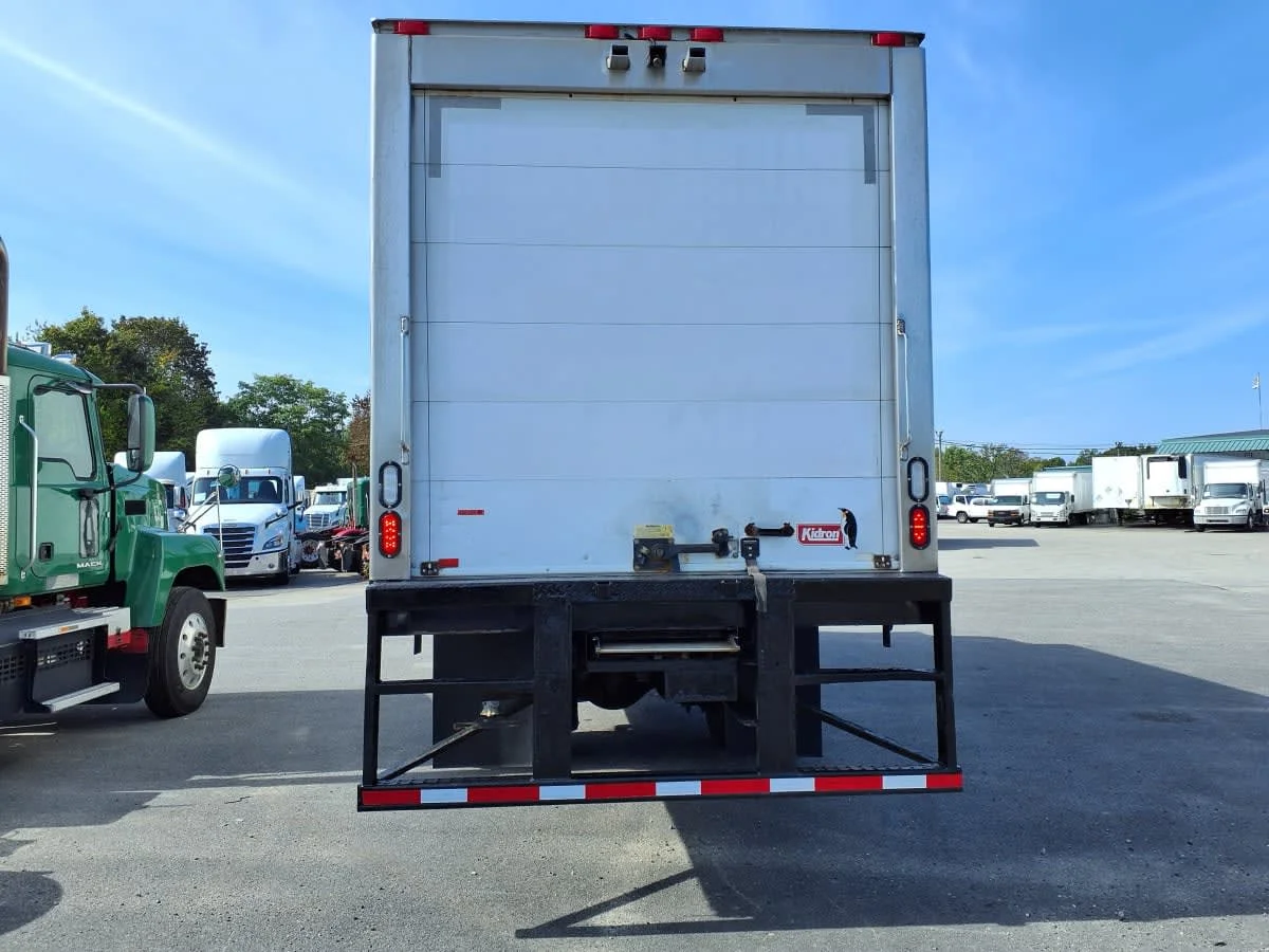 2019 Freightliner M2 106 in Salisbury, MA — photo 5