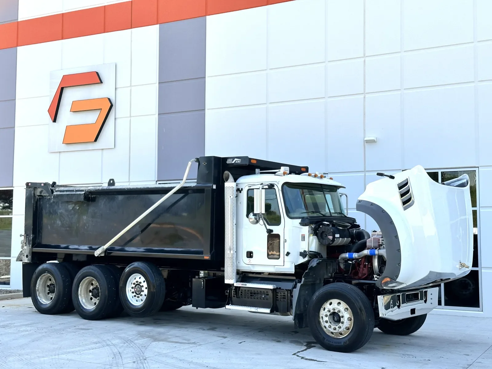 2023 Mack Granite in Greer, SC — photo 10