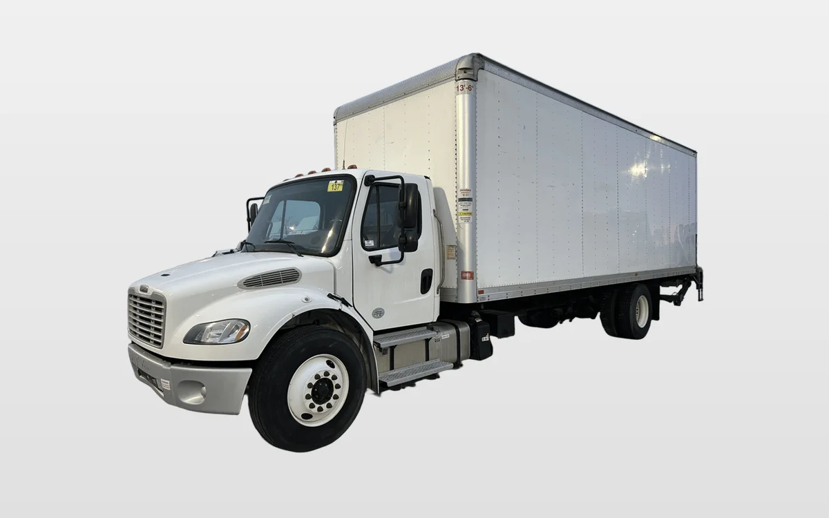 2021 Freightliner M2 106 - image 1