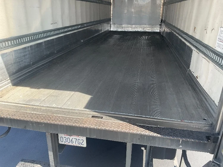 2018 Hino 338 in Anaheim, CA — photo 10