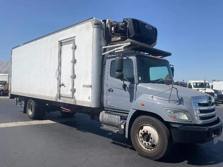 2018 Hino 338