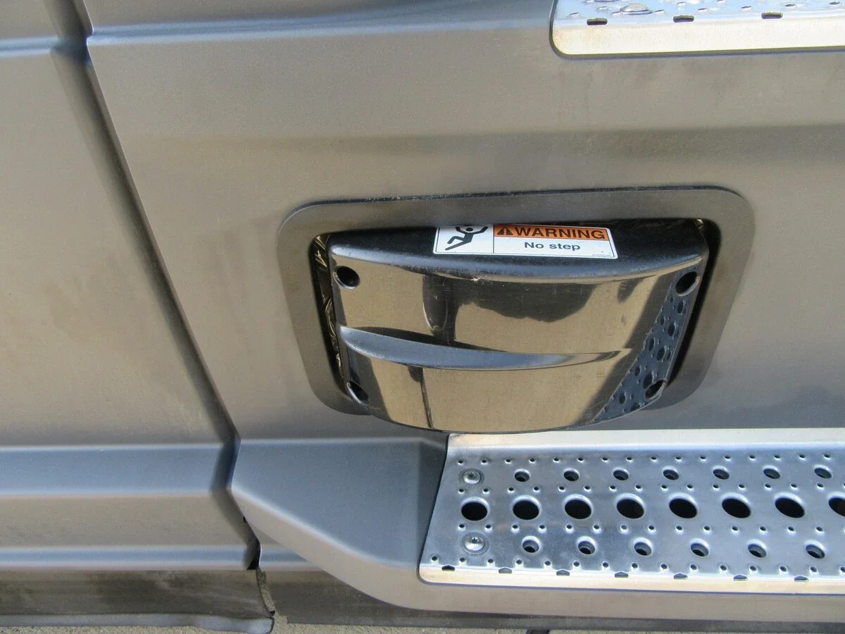 2025 Freightliner Cascadia - image 19