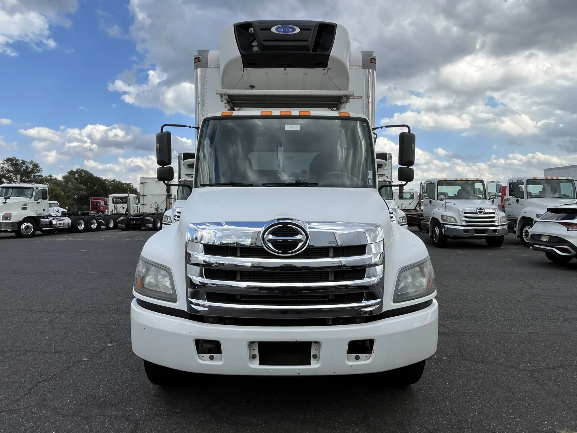 2018 Hino 338 in New Castle, DE — photo 2
