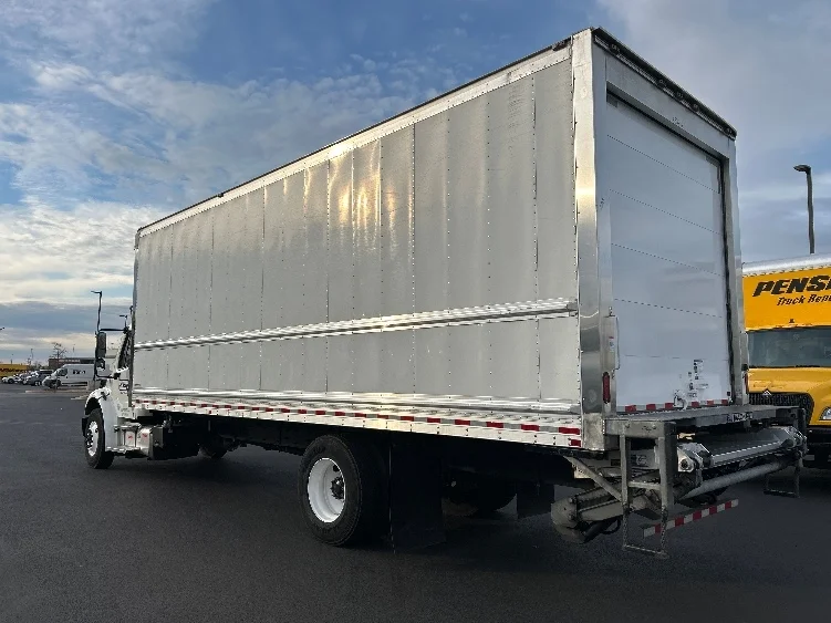 2023 Freightliner M2 106 in Lexington, KY — photo 6