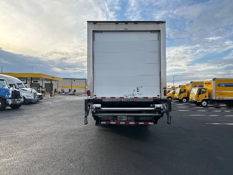 2023 Freightliner M2 106 - image 7