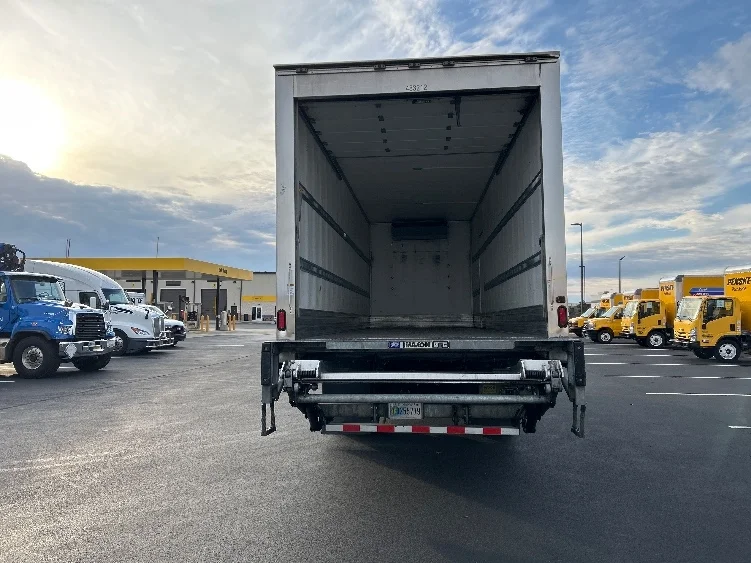 2023 Freightliner M2 106 - image 8