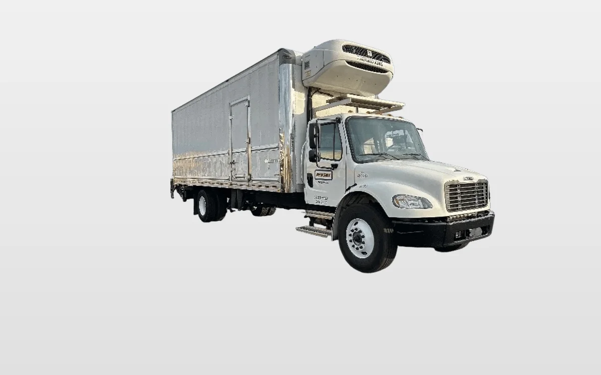 2023 Freightliner M2 106 - image 1