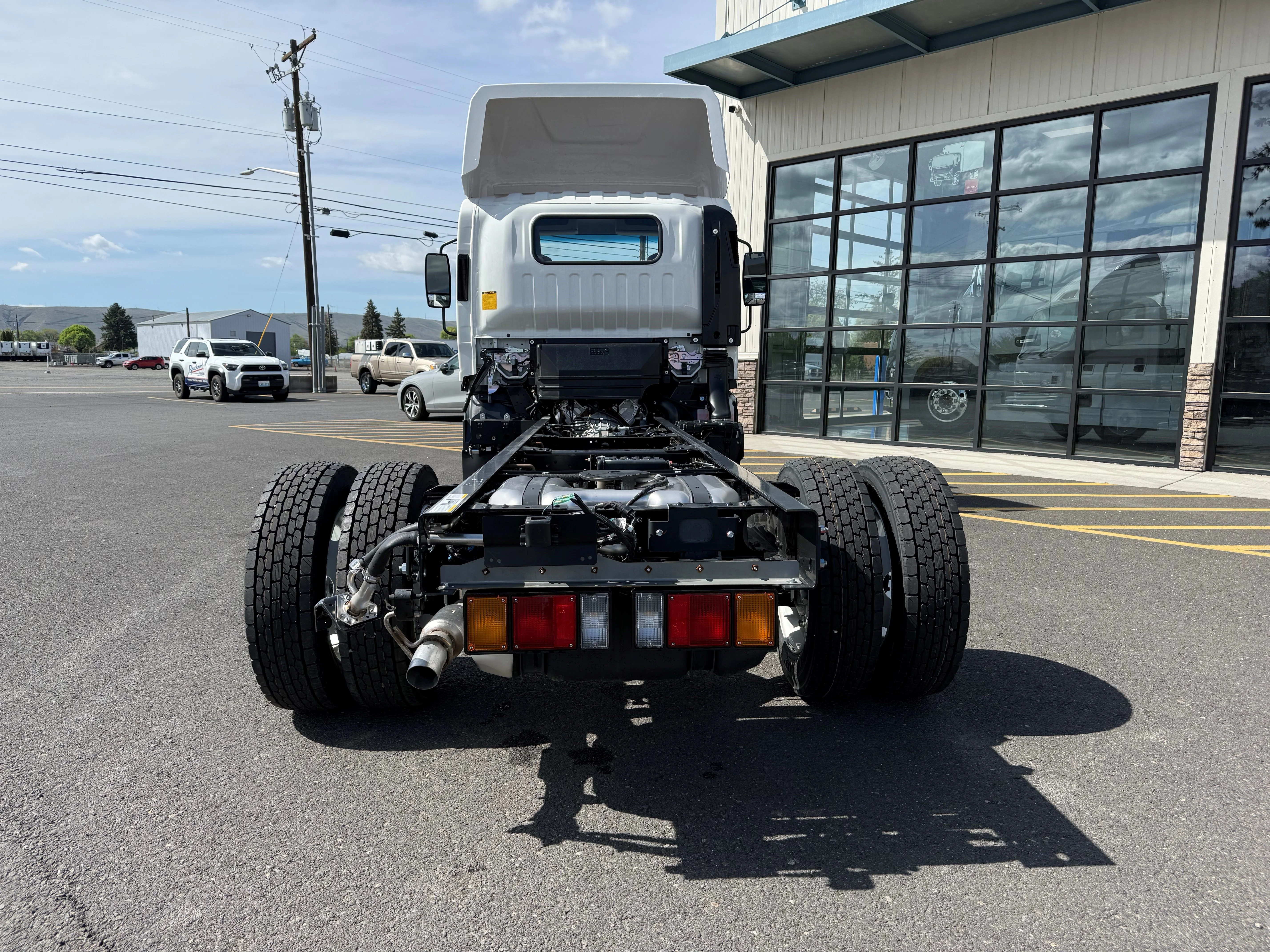 2026 Isuzu in Yakima, WA — photo 6