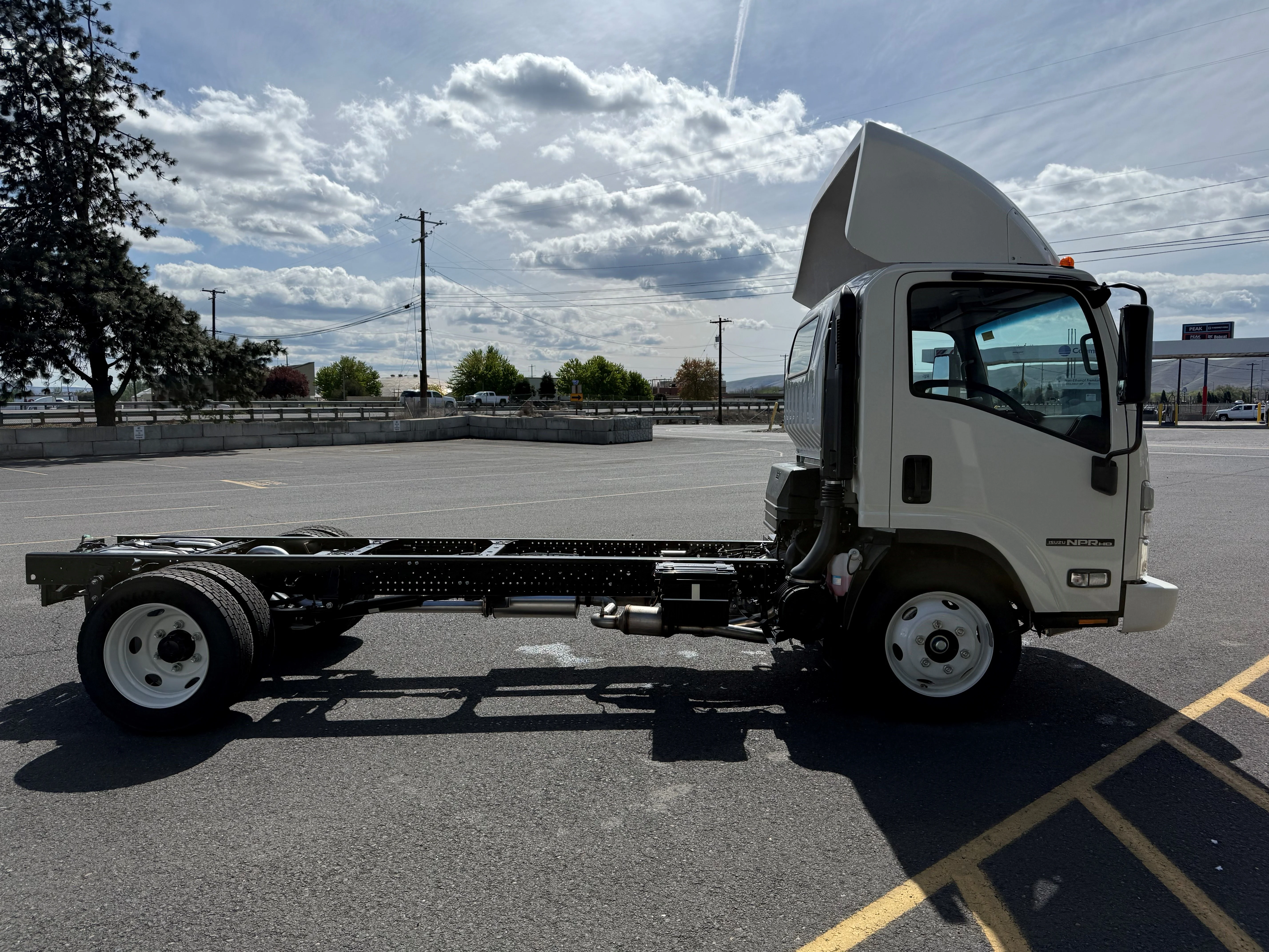 2026 Isuzu in Yakima, WA — photo 4