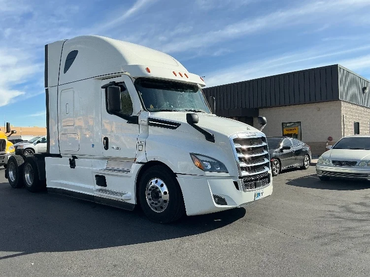 2022 Freightliner Cascadia in Las Vegas, NV