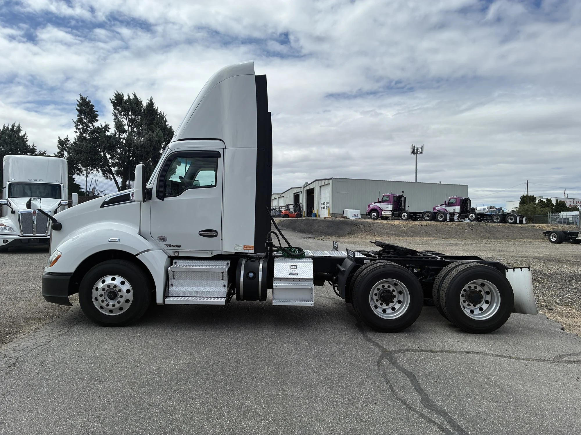 2019 Kenworth T680 in Heyburn, ID — photo 2