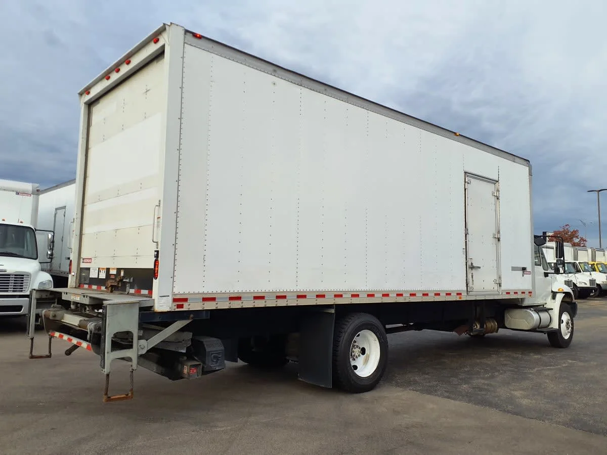 2018 International 4300 in Bolingbrook, IL — photo 4