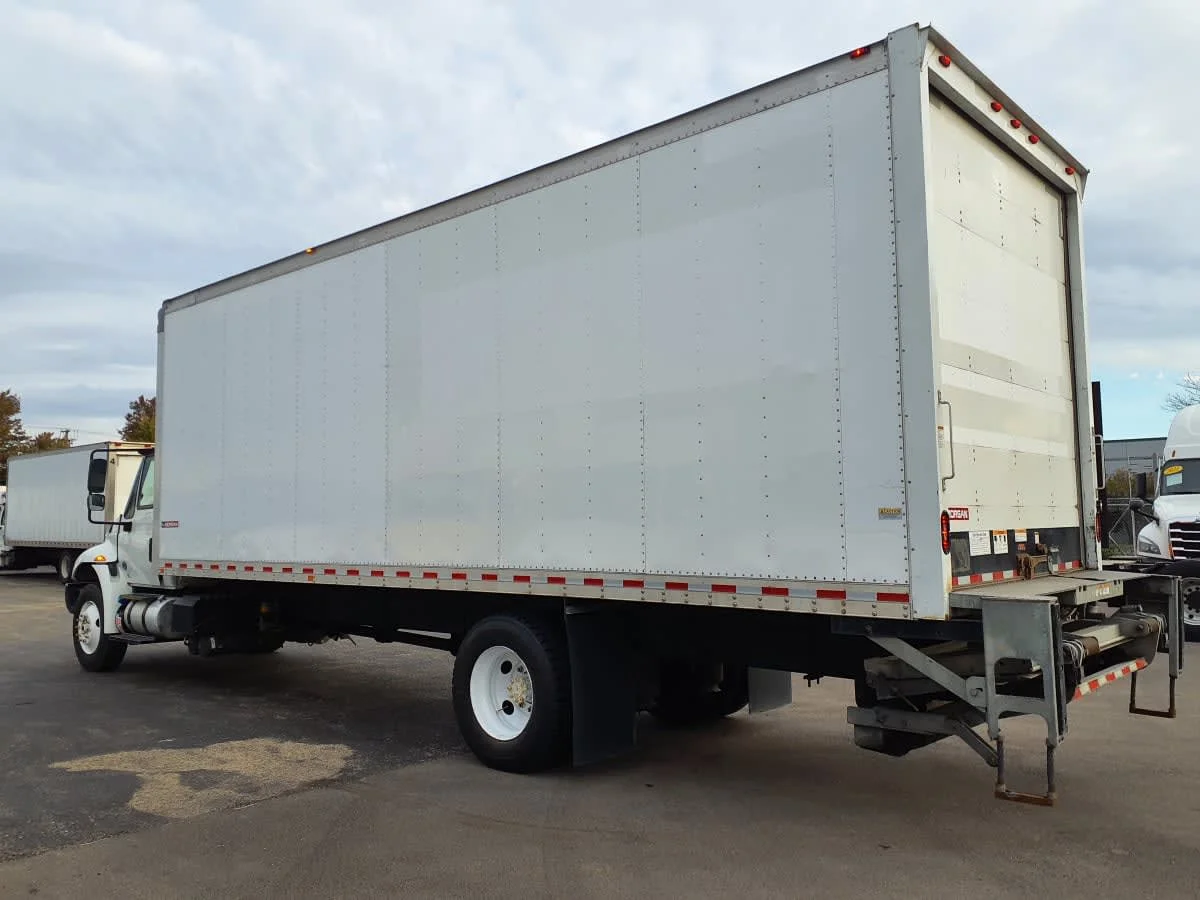 2018 International 4300 in Bolingbrook, IL — photo 6