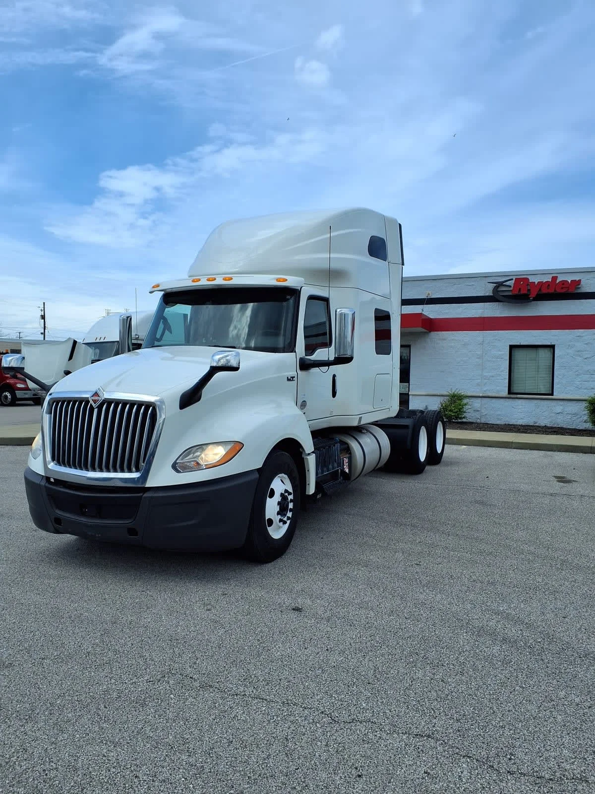 2019 International LT in Cleveland, OH