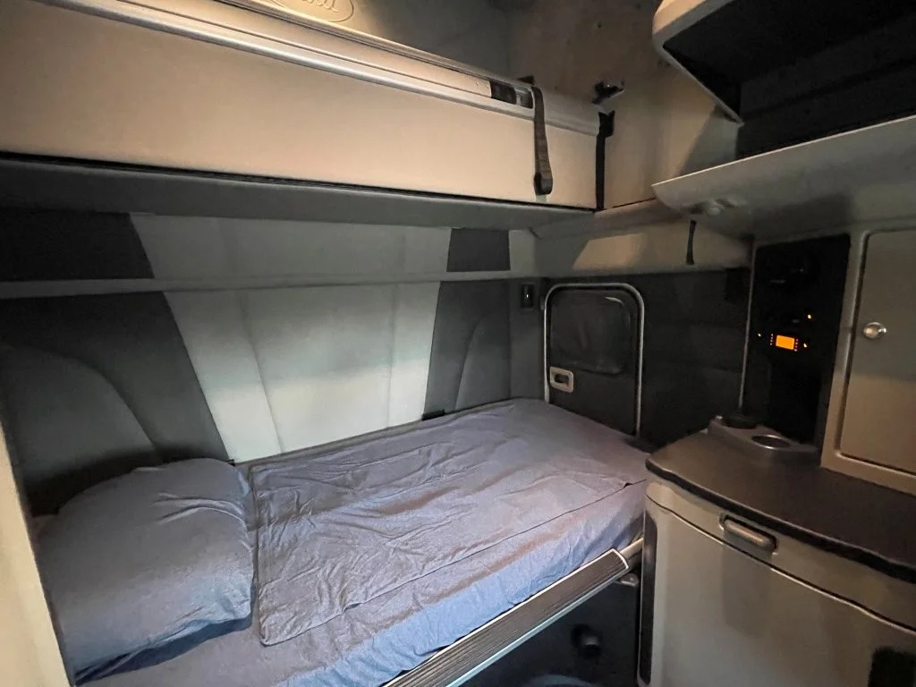 2023 Peterbilt 579 - image 15