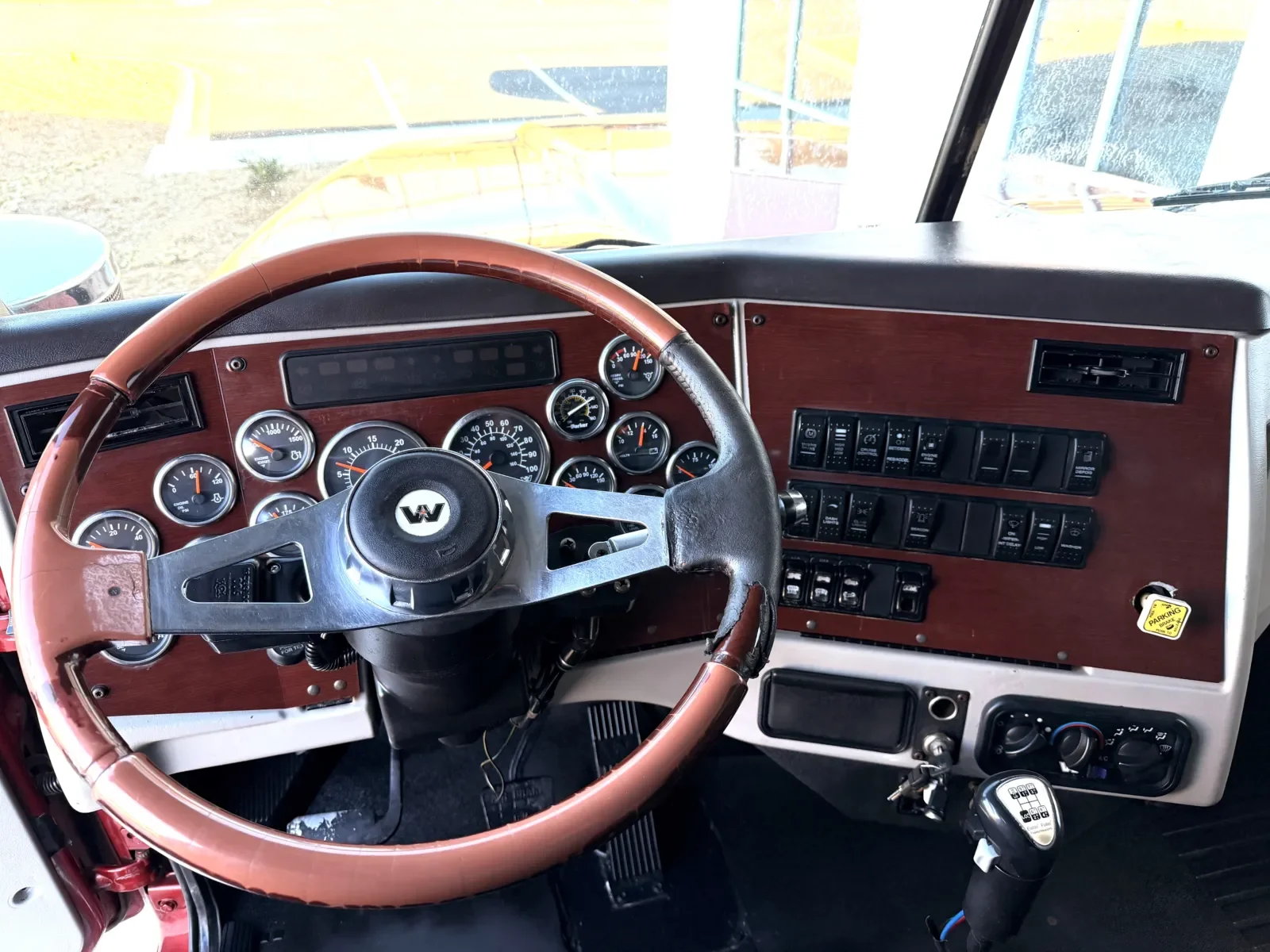 2013 Western Star 4900 in Greer, SC — photo 17