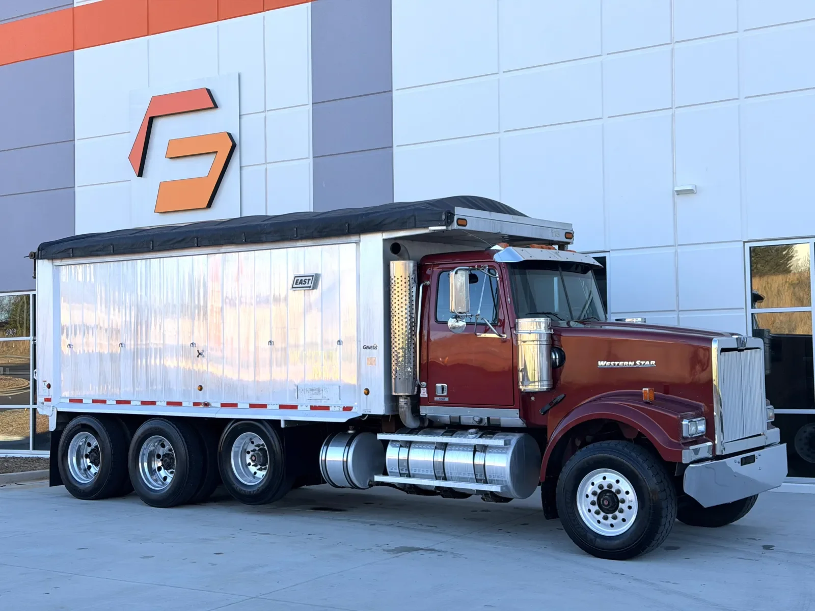 2013 Western Star 4900 - image 2