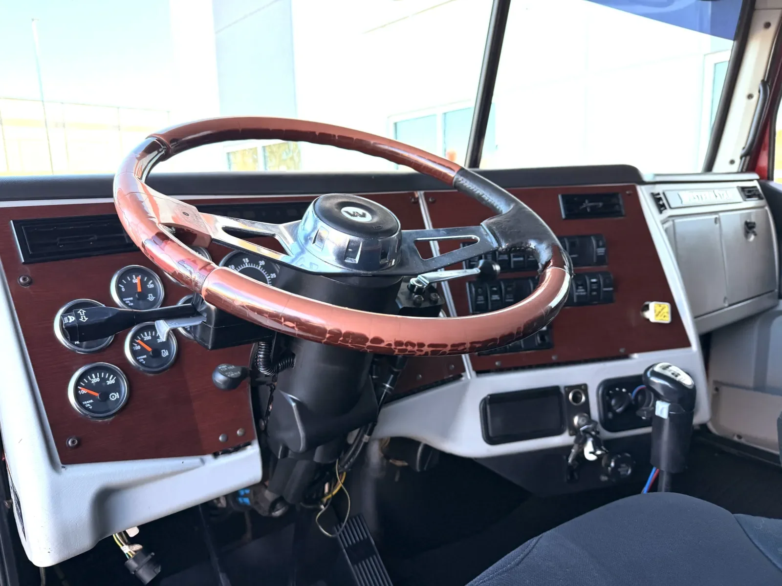 2013 Western Star 4900 in Greer, SC — photo 16