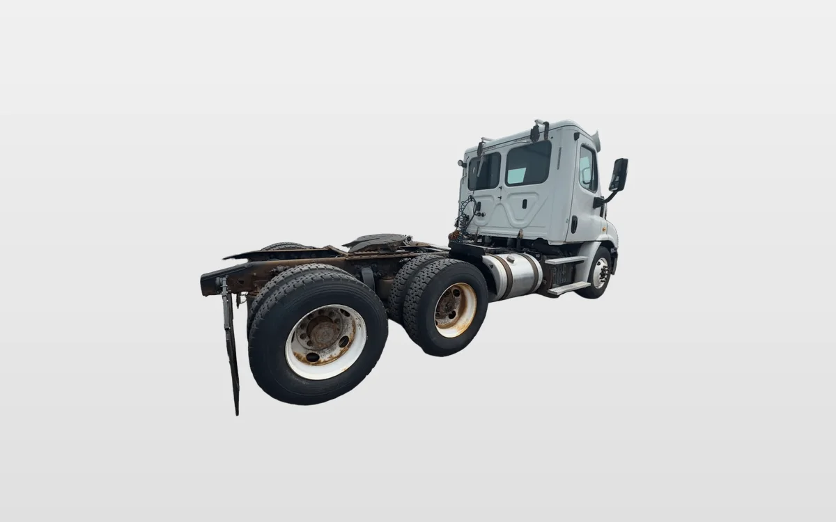 2018 Freightliner - image 1