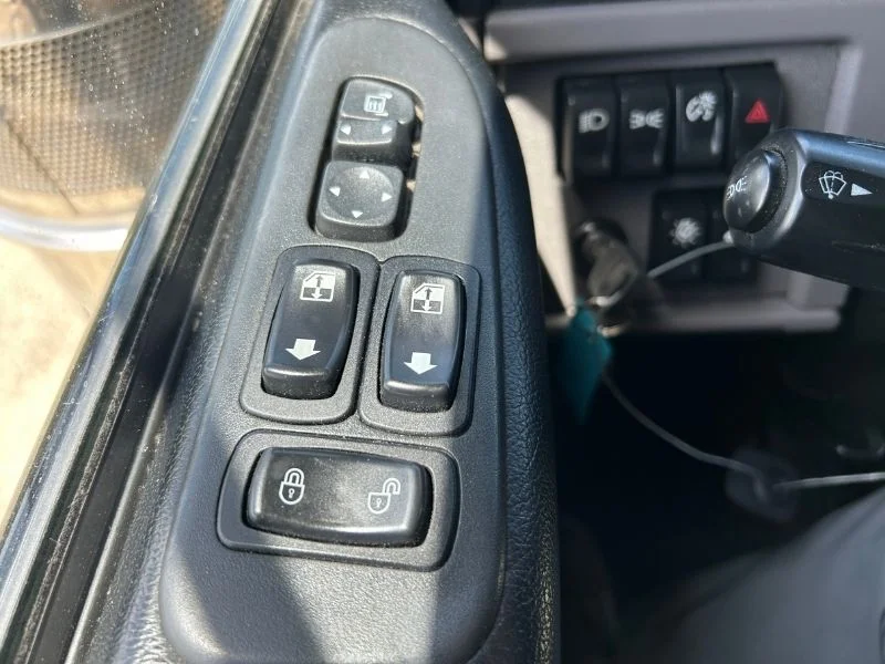 2022 Peterbilt 389 in Richmond, VA — photo 27