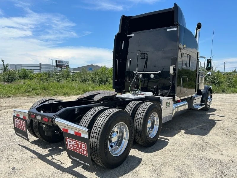 2022 Peterbilt 389 in Richmond, VA — photo 22