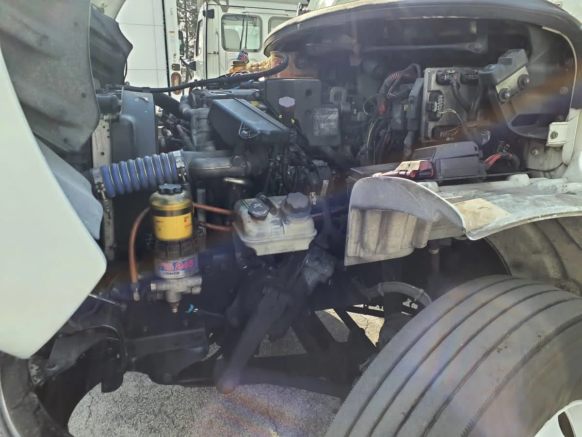 2020 Freightliner M2 106 - image 9