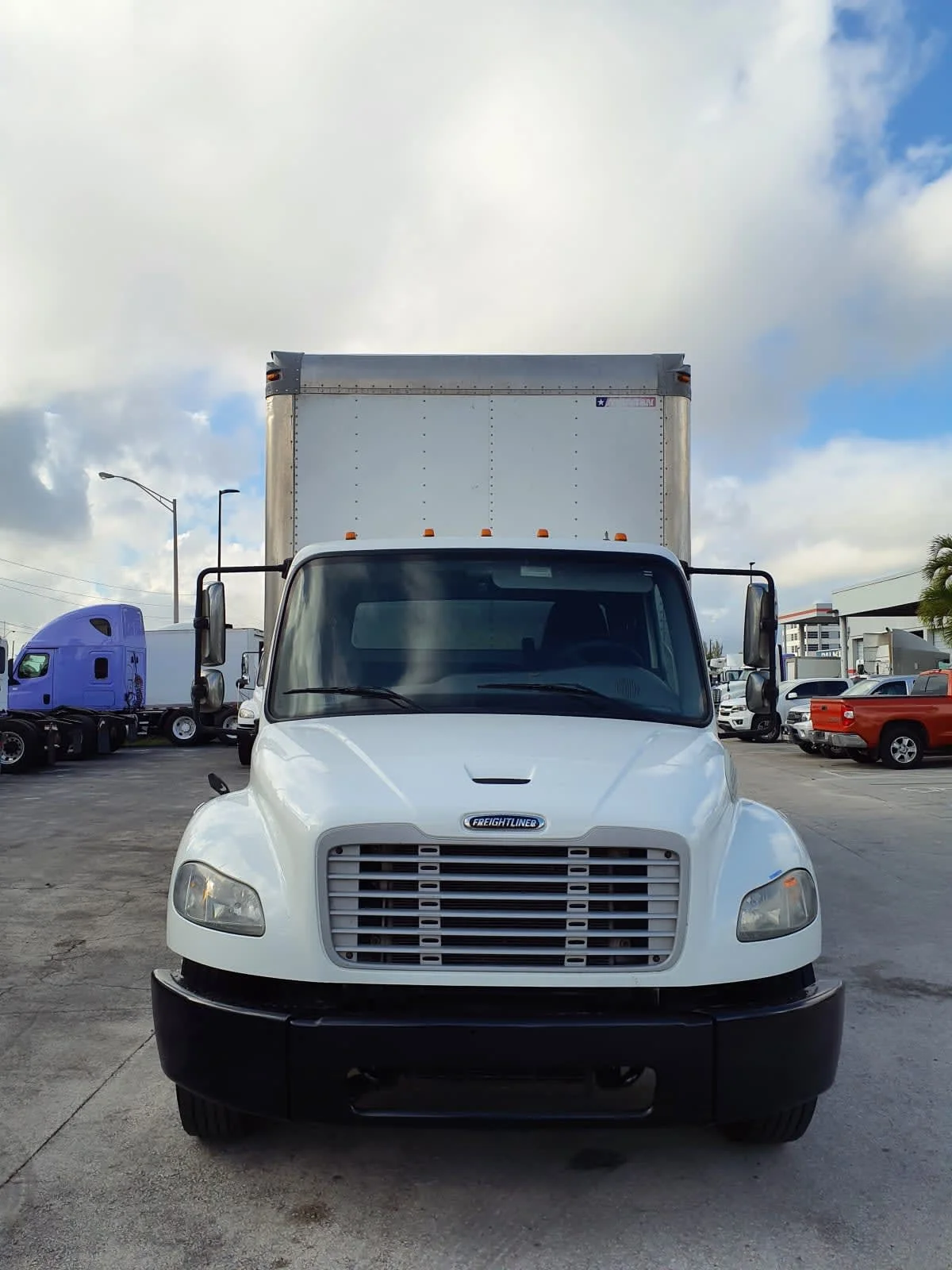 2020 Freightliner M2 106 - image 2