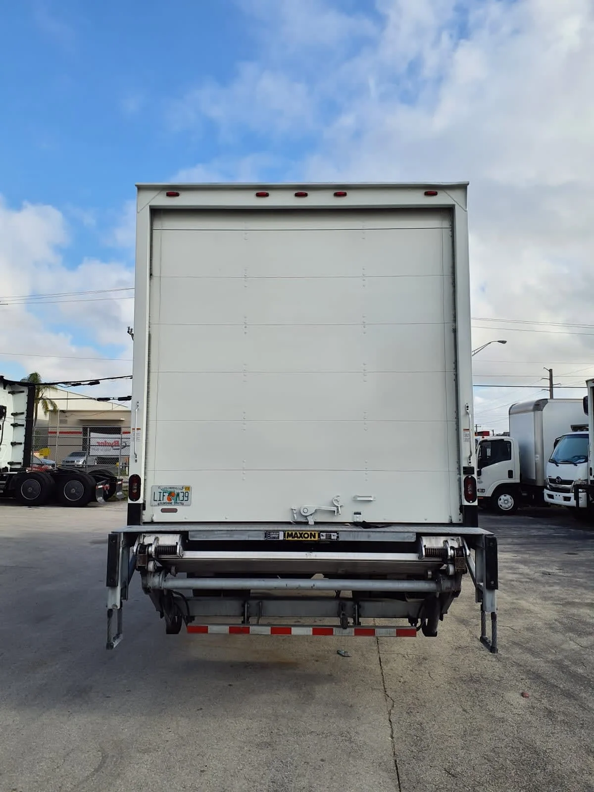 2020 Freightliner M2 106 - image 5