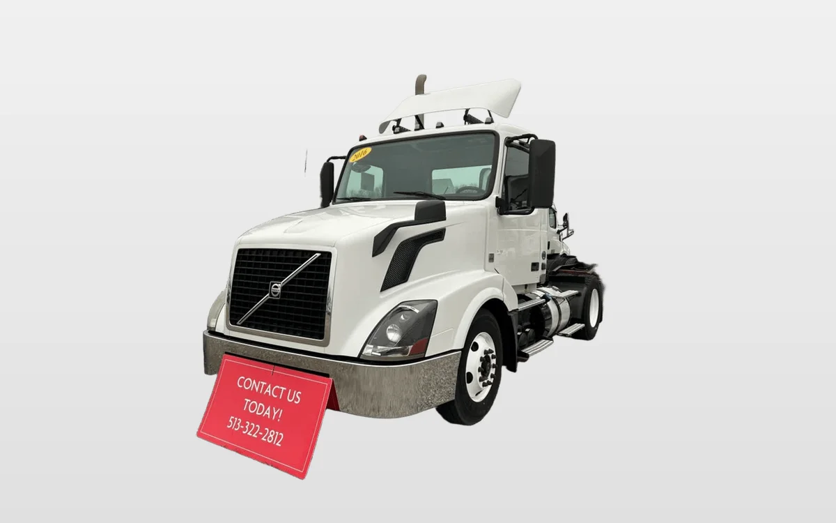 2016 Volvo - image 1