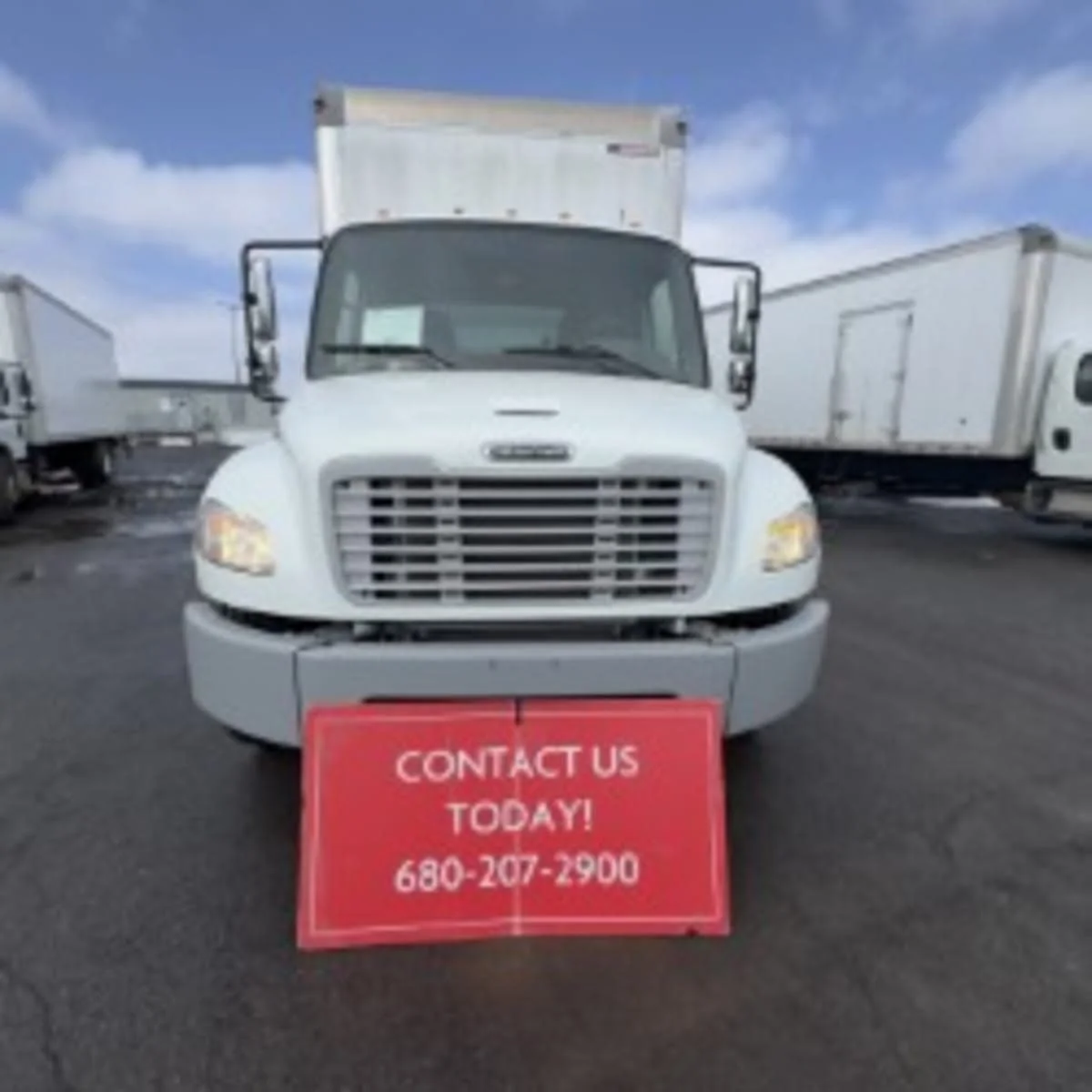 2019 Freightliner M2 106 - image 2