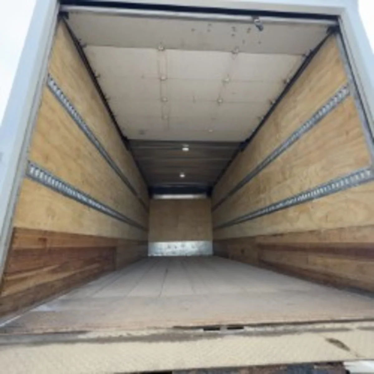 2019 Freightliner M2 106 - image 8