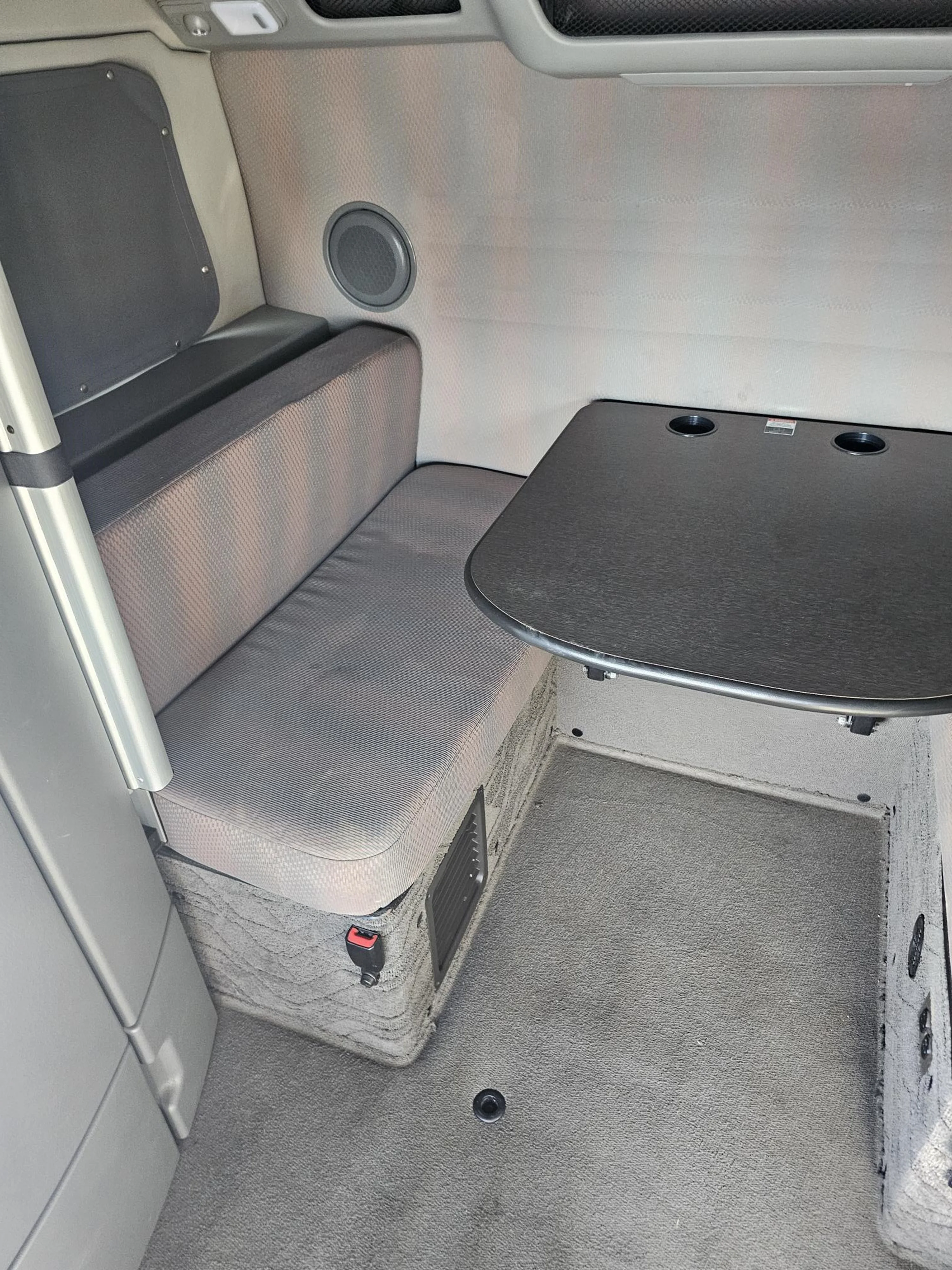 2023 Volvo VNL 860 in Greensboro, NC — photo 11