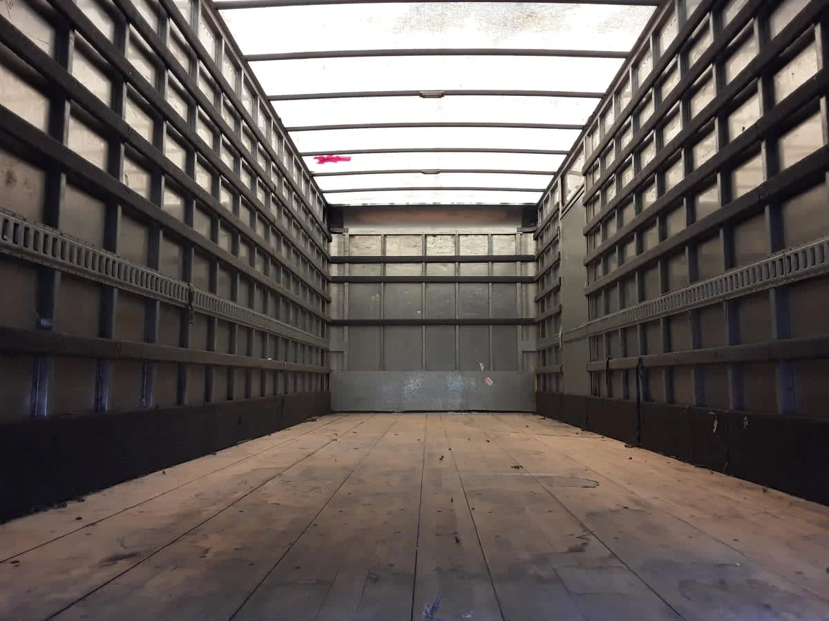 2017 Freightliner M2 106 - image 8