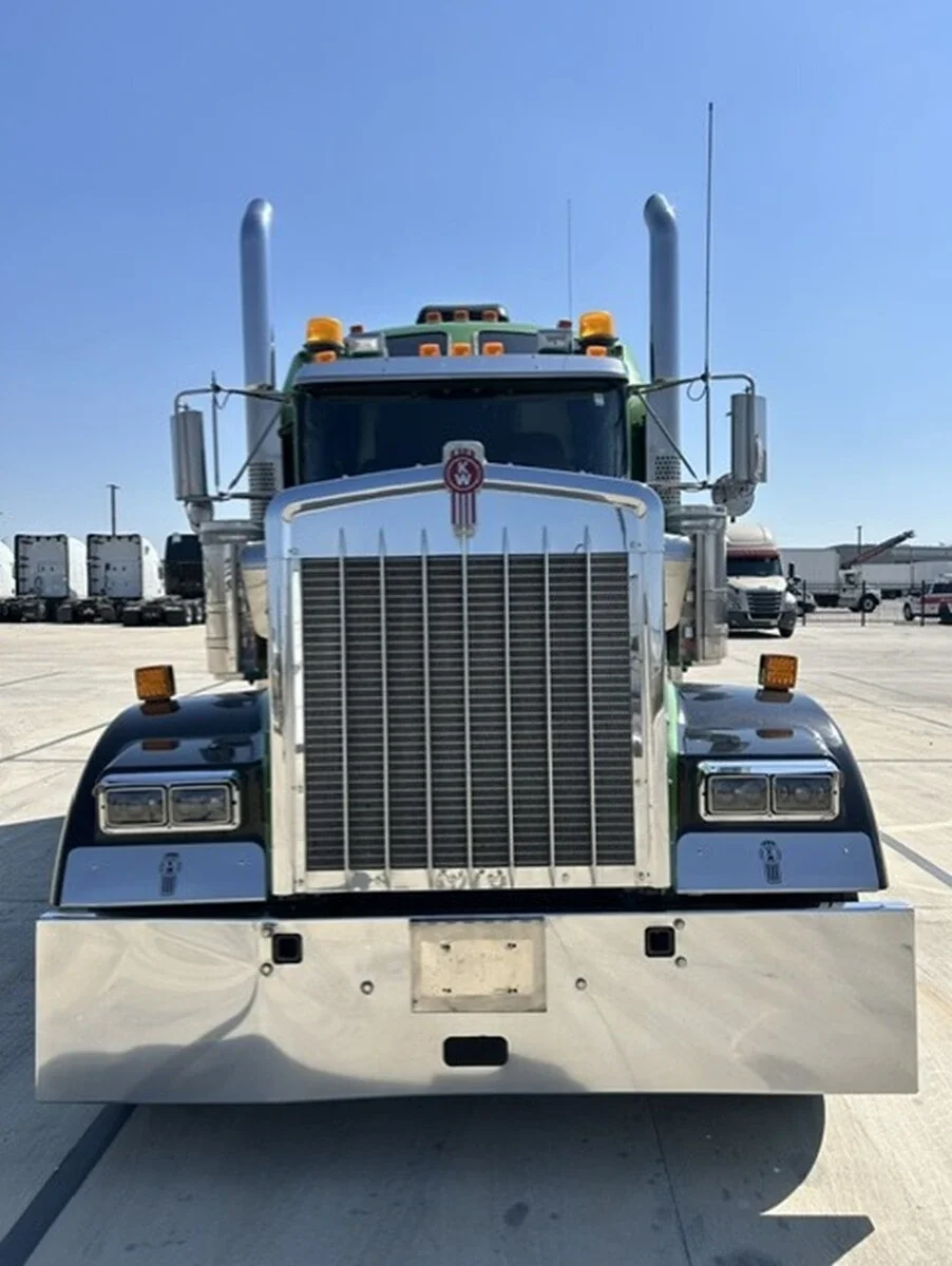 2022 Kenworth W900 — photo 5